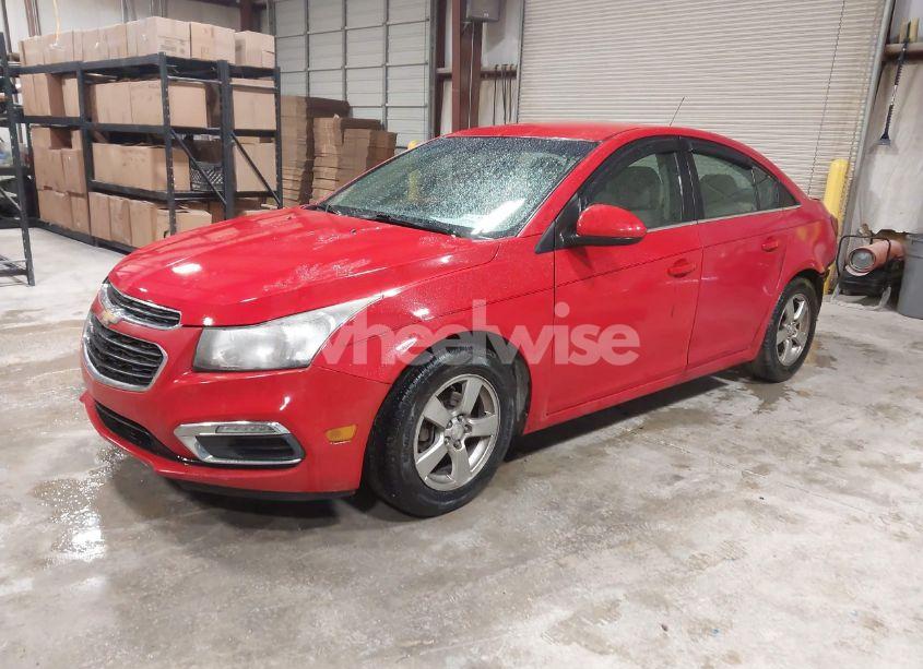 Photo 2 of 2015 Chevrolet Cruze 2LT AUTO (VIN 1G1PE5SB3F7242723)