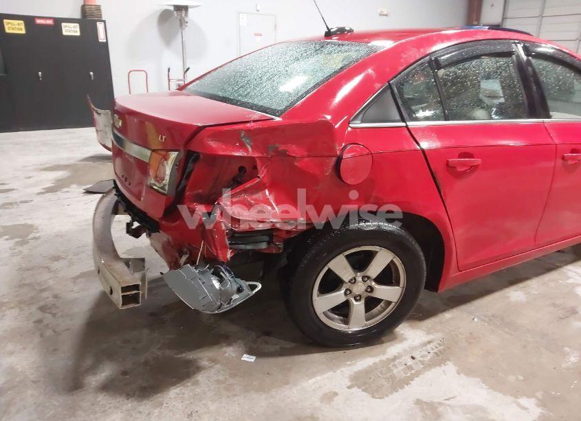 Photo 6 of 2015 Chevrolet Cruze 2LT AUTO (VIN 1G1PE5SB3F7242723)