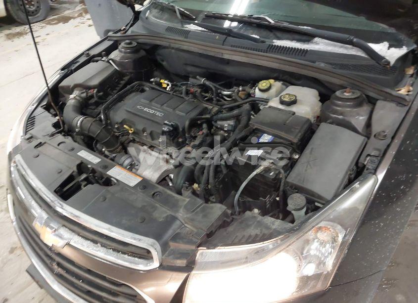 Photo 10 of 2015 Chevrolet Cruze 2LT AUTO (VIN 1G1PE5SB3F7253415)