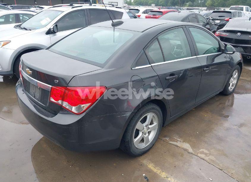 Photo 4 of 2016 Chevrolet Cruze LIMITED 1LT AUTO (VIN 1G1PE5SB3G7107050)