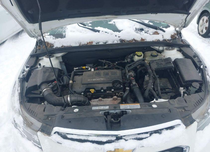 Photo 10 of 2016 Chevrolet Cruze LIMITED 1LT AUTO (VIN 1G1PE5SB3G7120378)