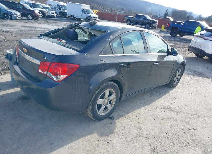 Photo 4 of 2016 Chevrolet Cruze LIMITED 1LT AUTO (VIN 1G1PE5SB3G7124785)