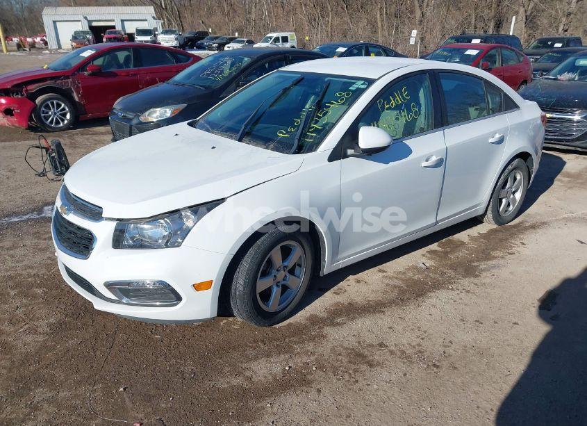 Photo 2 of 2016 Chevrolet Cruze LIMITED 1LT AUTO (VIN 1G1PE5SB3G7145815)