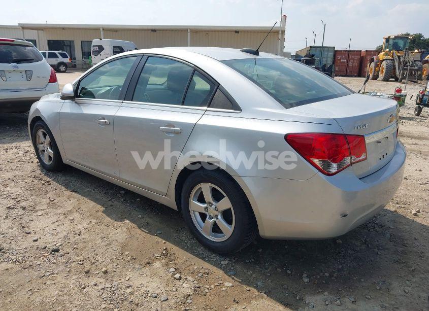 Photo 3 of 2016 Chevrolet Cruze LIMITED 1LT AUTO (VIN 1G1PE5SB3G7151811)