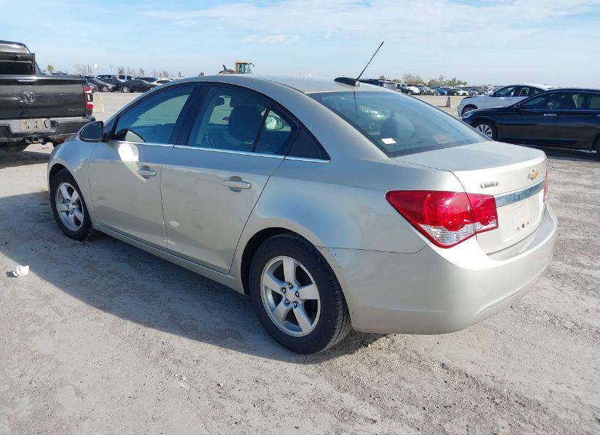 Photo 3 of 2016 Chevrolet Cruze LIMITED 1LT AUTO (VIN 1G1PE5SB3G7191368)