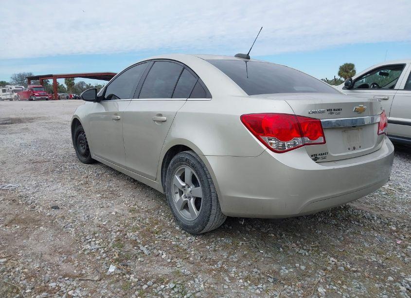 Photo 3 of 2016 Chevrolet Cruze LIMITED 1LT AUTO (VIN 1G1PE5SB3G7197106)