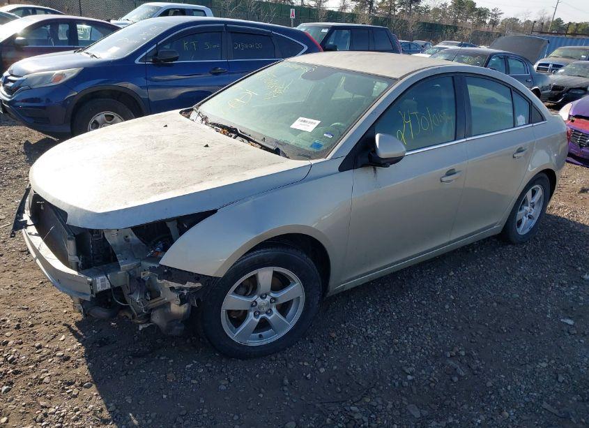 Photo 2 of 2016 Chevrolet Cruze LIMITED 1LT AUTO (VIN 1G1PE5SB3G7204121)