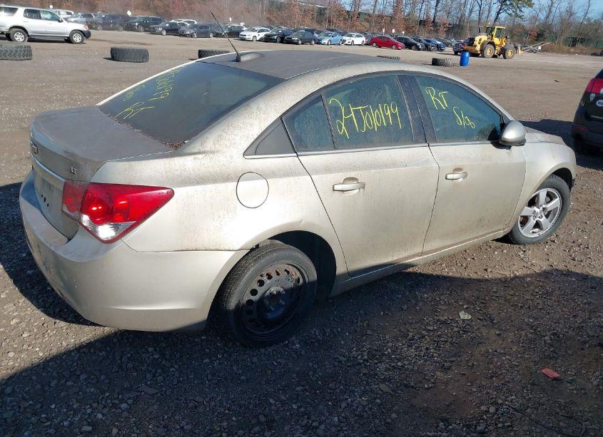 Photo 4 of 2016 Chevrolet Cruze LIMITED 1LT AUTO (VIN 1G1PE5SB3G7204121)