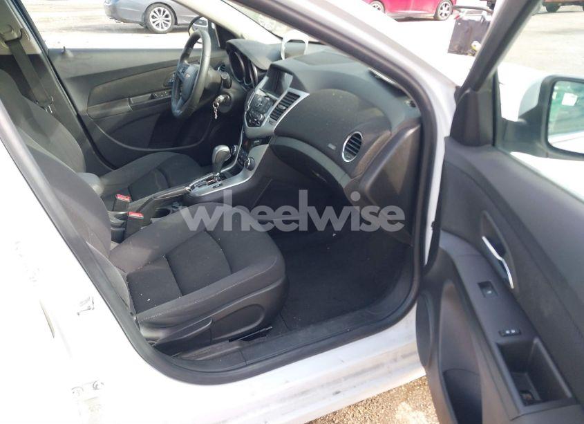 Photo 5 of 2016 Chevrolet Cruze LIMITED 1LT AUTO (VIN 1G1PE5SB3G7222229)