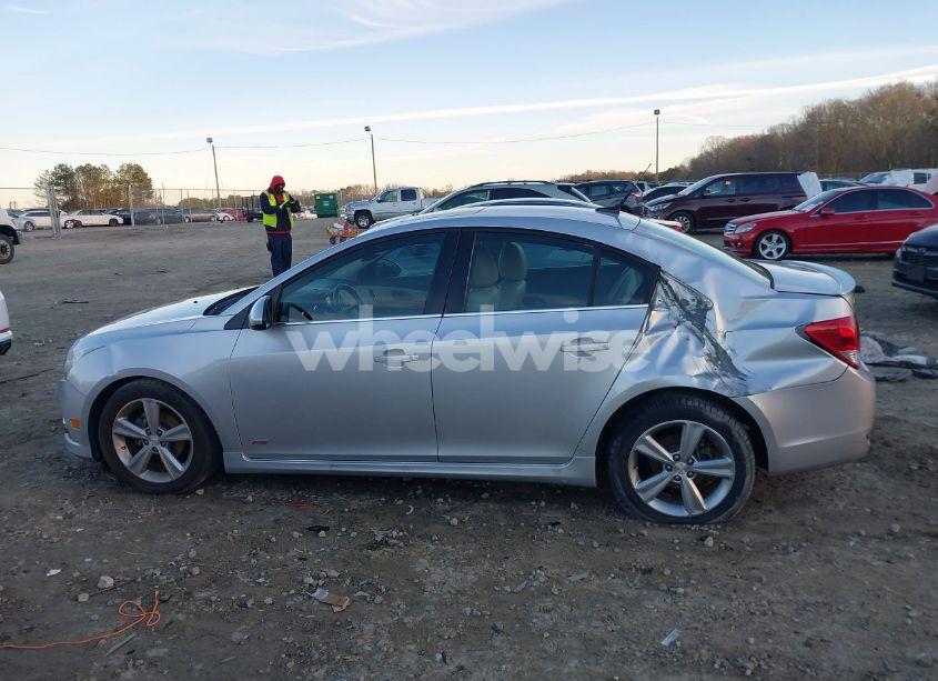 Photo 14 of 2013 Chevrolet Cruze 2LT AUTO (VIN 1G1PE5SB4D7123964)