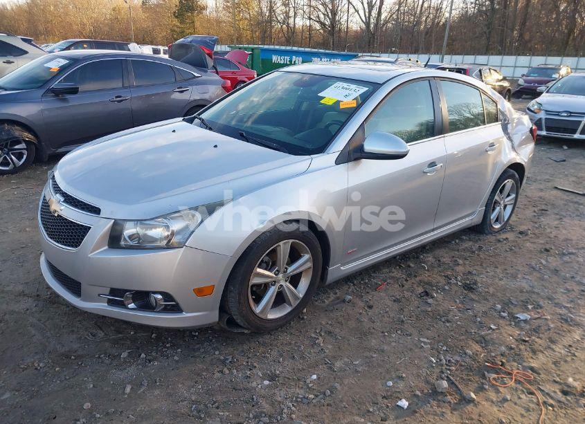Photo 2 of 2013 Chevrolet Cruze 2LT AUTO (VIN 1G1PE5SB4D7123964)