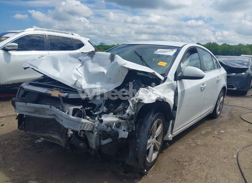 Photo 2 of 2013 Chevrolet Cruze 2LT AUTO (VIN 1G1PE5SB4D7149934)