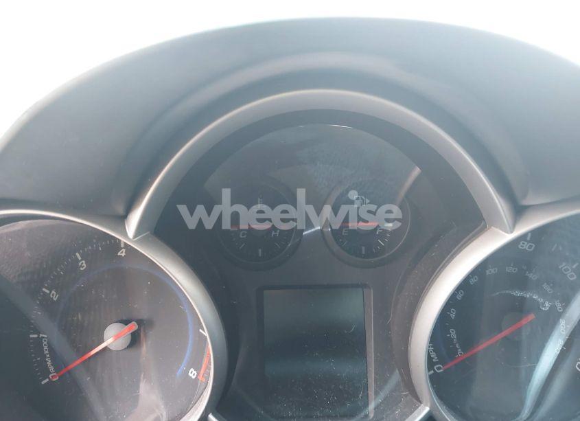 Photo 7 of 2013 Chevrolet Cruze 2LT AUTO (VIN 1G1PE5SB4D7149934)