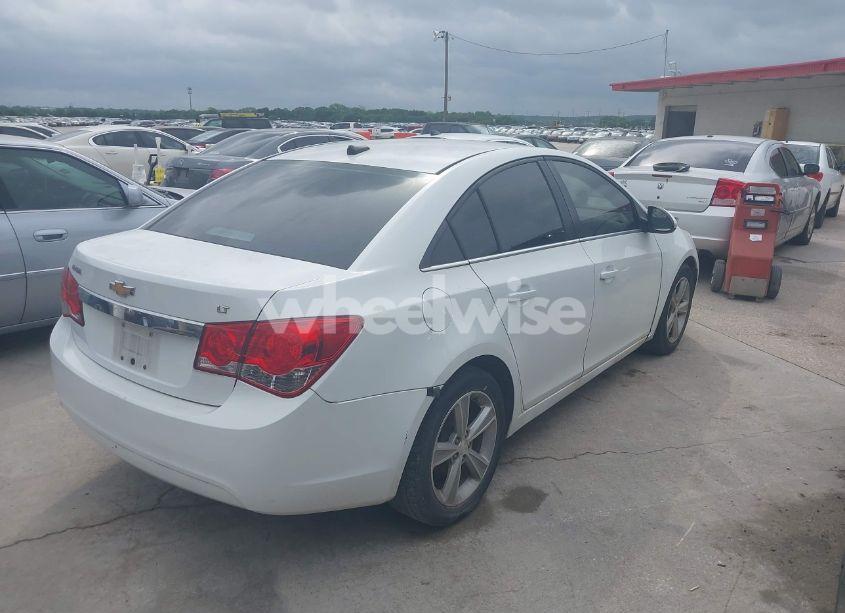 Photo 4 of 2013 Chevrolet Cruze 2LT AUTO (VIN 1G1PE5SB4D7150551)
