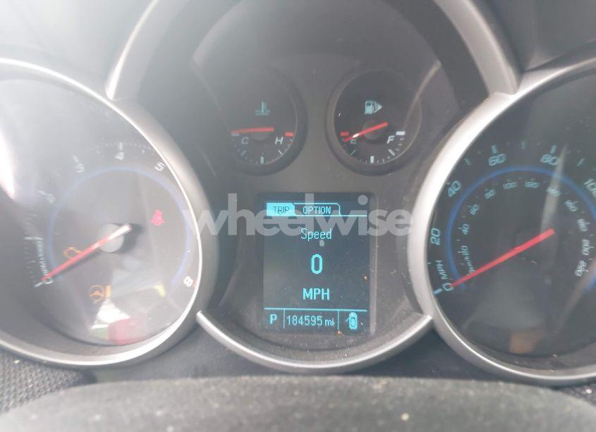 Photo 7 of 2013 Chevrolet Cruze 2LT AUTO (VIN 1G1PE5SB4D7150551)