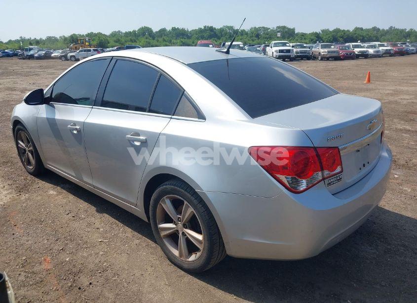 Photo 3 of 2013 Chevrolet Cruze 2LT AUTO (VIN 1G1PE5SB4D7159105)