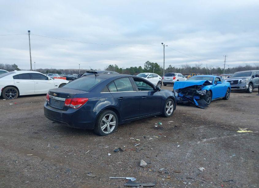 Photo 4 of 2014 Chevrolet Cruze 2LT AUTO (VIN 1G1PE5SB4E7284283)