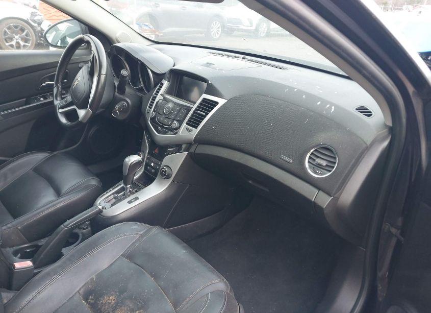 Photo 5 of 2014 Chevrolet Cruze 2LT AUTO (VIN 1G1PE5SB4E7284283)