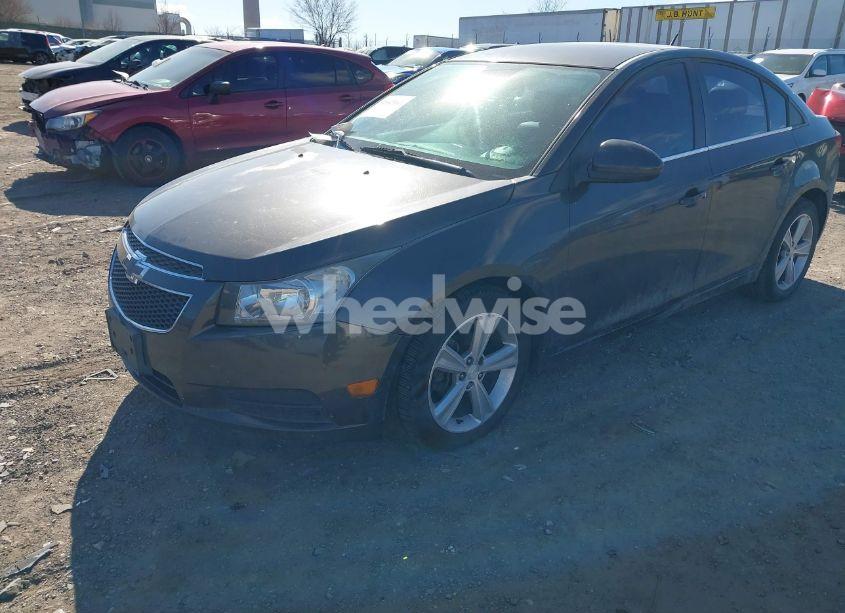 Photo 2 of 2014 Chevrolet Cruze 2LT AUTO (VIN 1G1PE5SB4E7312325)