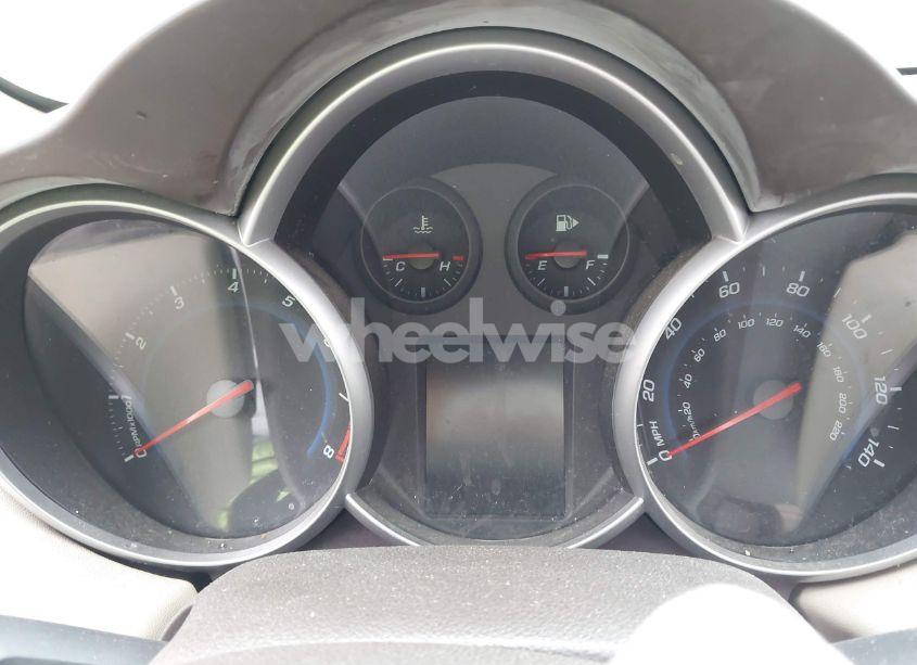 Photo 7 of 2014 Chevrolet Cruze 2LT AUTO (VIN 1G1PE5SB4E7321011)