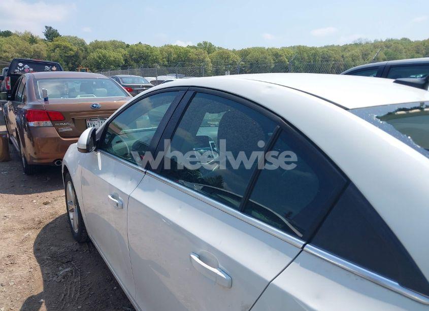 Photo 15 of 2014 Chevrolet Cruze 2LT AUTO (VIN 1G1PE5SB4E7363114)