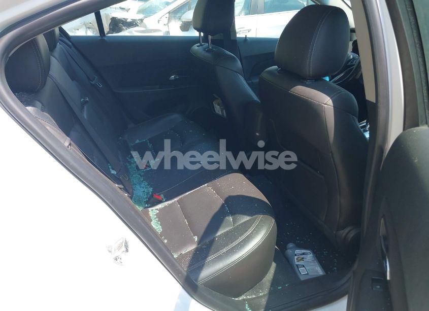 Photo 8 of 2014 Chevrolet Cruze 2LT AUTO (VIN 1G1PE5SB4E7363114)