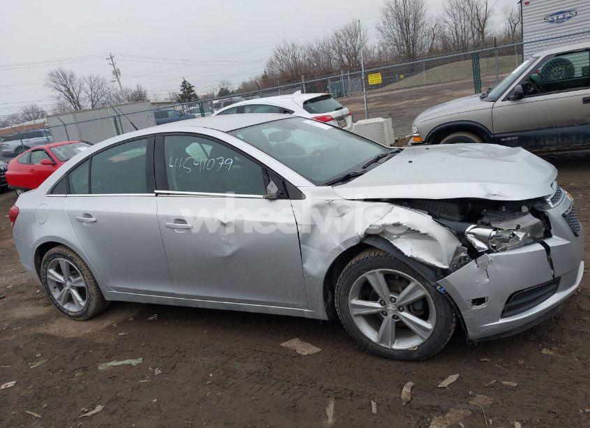 Photo 13 of 2014 Chevrolet Cruze 2LT AUTO (VIN 1G1PE5SB4E7365137)