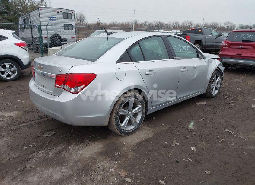 Photo 4 of 2014 Chevrolet Cruze 2LT AUTO (VIN 1G1PE5SB4E7365137)