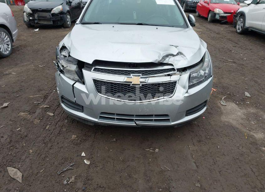 Photo 6 of 2014 Chevrolet Cruze 2LT AUTO (VIN 1G1PE5SB4E7365137)