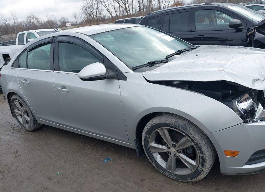 Photo 13 of 2014 Chevrolet Cruze 2LT AUTO (VIN 1G1PE5SB4E7386599)