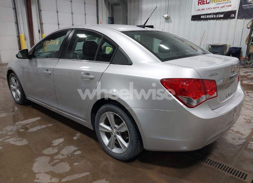 Photo 3 of 2014 Chevrolet Cruze 2LT AUTO (VIN 1G1PE5SB4E7393620)