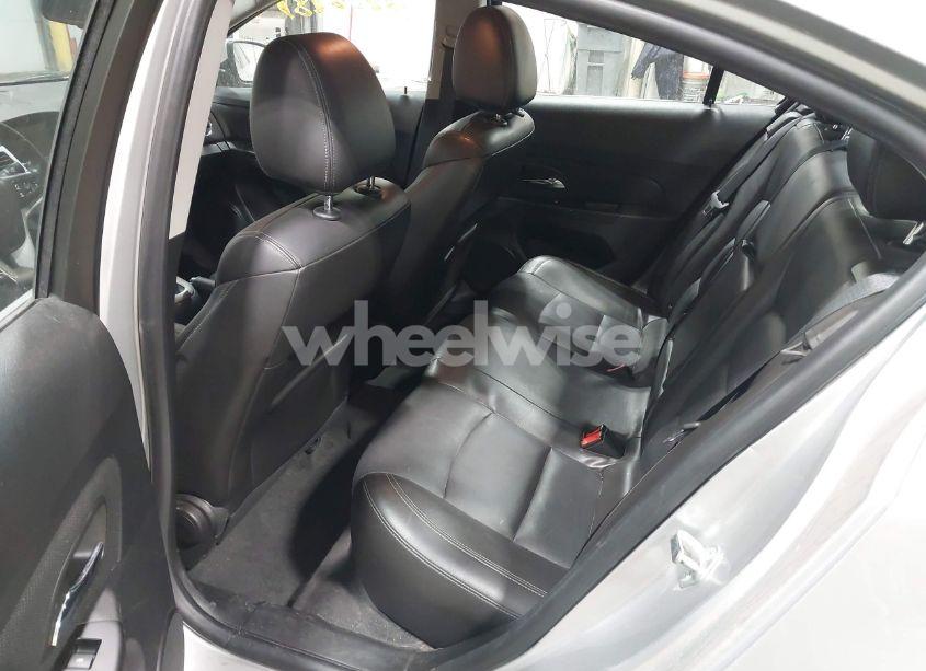 Photo 8 of 2014 Chevrolet Cruze 2LT AUTO (VIN 1G1PE5SB4E7393620)