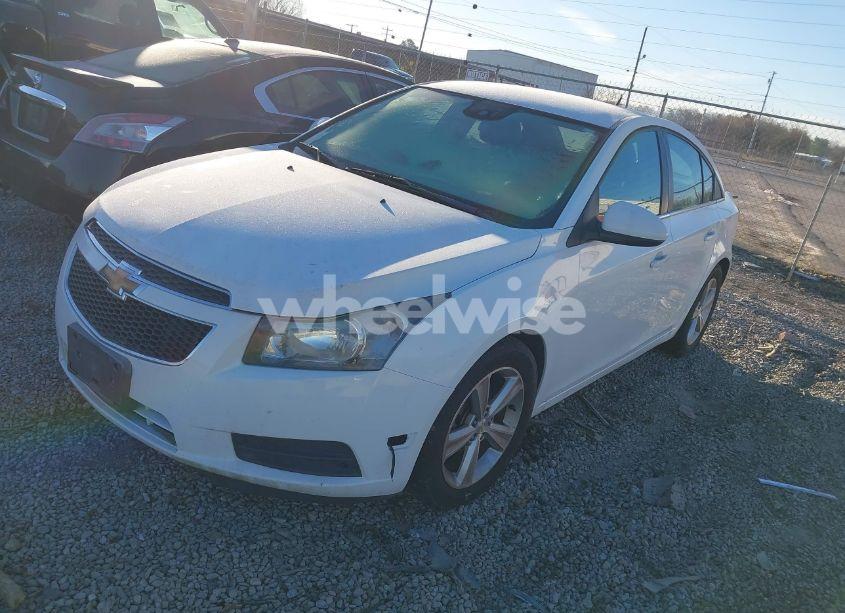 Photo 2 of 2014 Chevrolet Cruze 2LT AUTO (VIN 1G1PE5SB4E7396887)