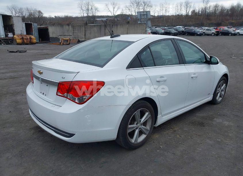 Photo 4 of 2015 Chevrolet Cruze 2LT AUTO (VIN 1G1PE5SB4F7123580)