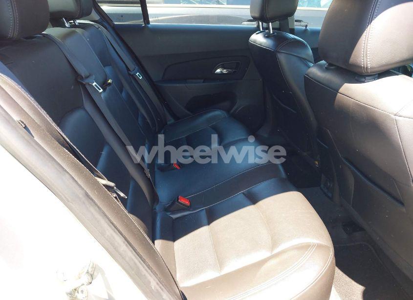 Photo 8 of 2015 Chevrolet Cruze 2LT AUTO (VIN 1G1PE5SB4F7171578)