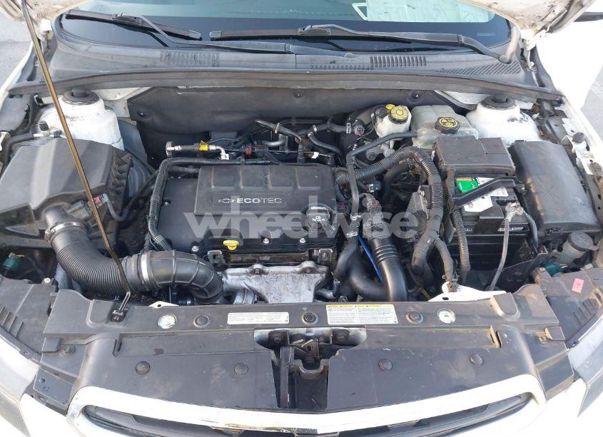 Photo 10 of 2015 Chevrolet Cruze 2LT AUTO (VIN 1G1PE5SB4F7181589)