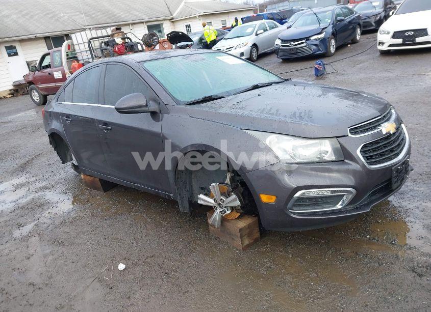 2015 Chevrolet Cruze 2LT AUTO (VIN 1G1PE5SB4F7189787) main photo