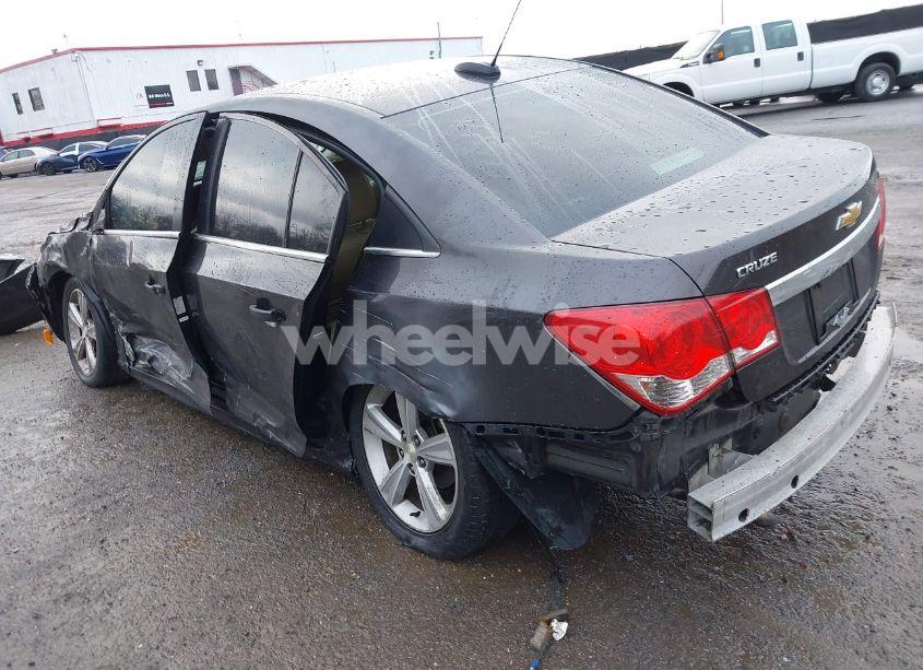 Photo 3 of 2015 Chevrolet Cruze 2LT AUTO (VIN 1G1PE5SB4F7189787)