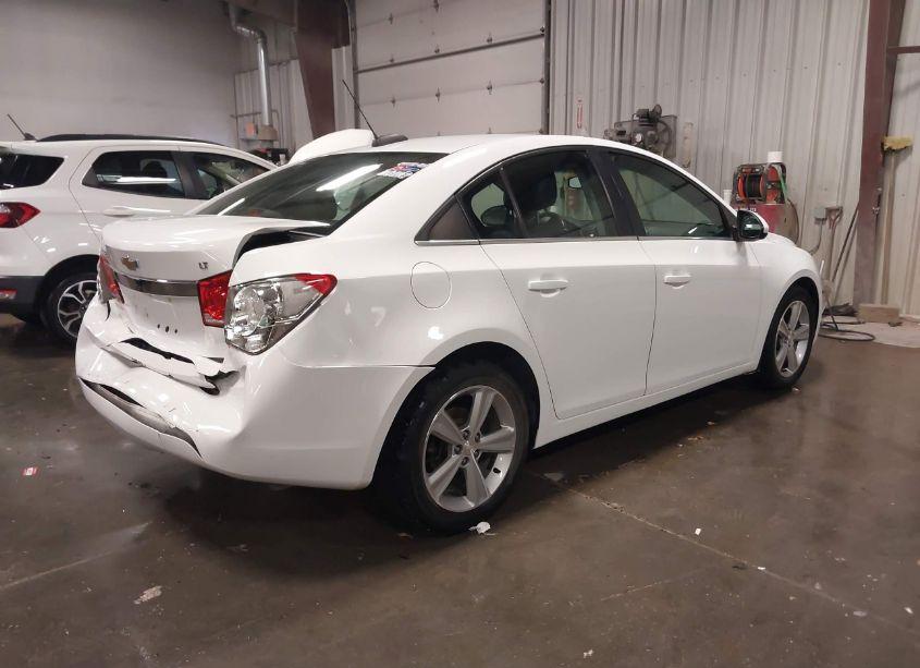 Photo 4 of 2015 Chevrolet Cruze 2LT AUTO (VIN 1G1PE5SB4F7241631)