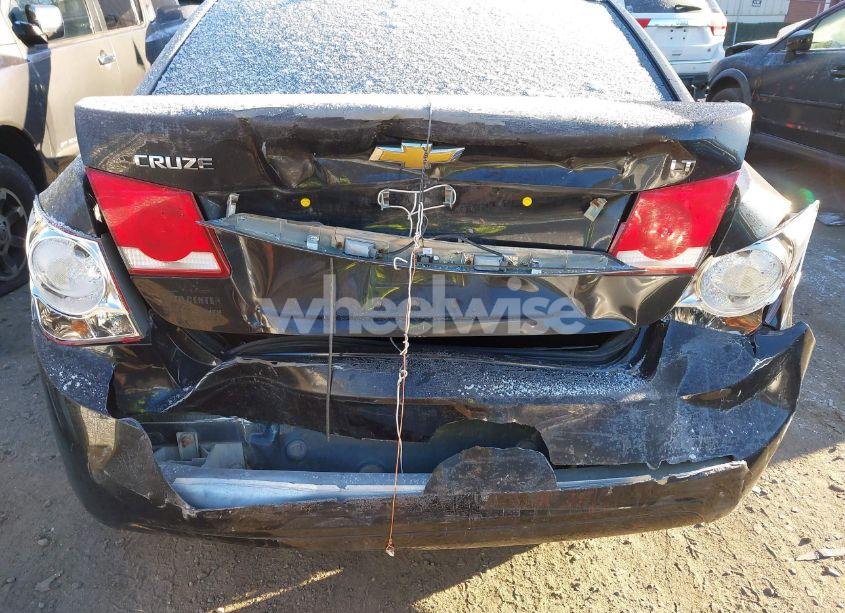 Photo 6 of 2015 Chevrolet Cruze 2LT AUTO (VIN 1G1PE5SB4F7276508)