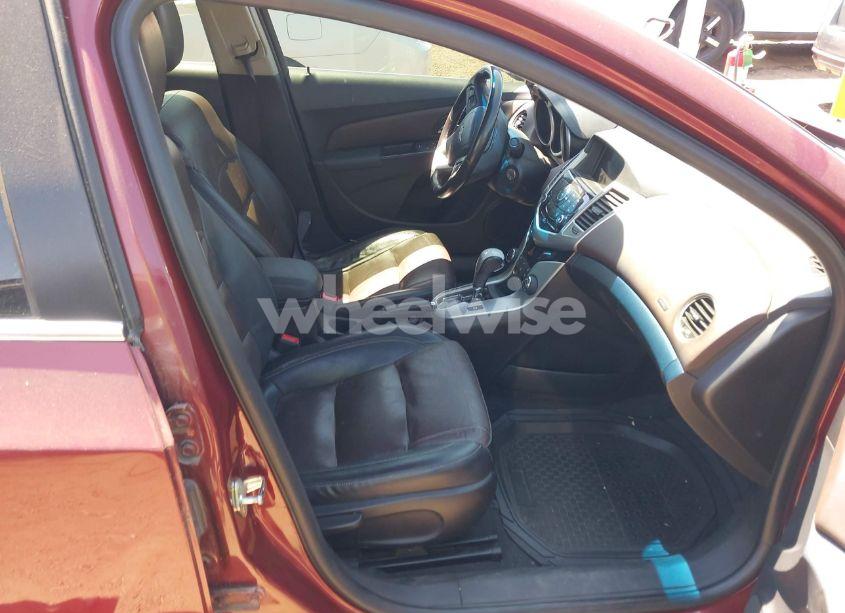 Photo 5 of 2015 Chevrolet Cruze 2LT AUTO (VIN 1G1PE5SB4F7288478)