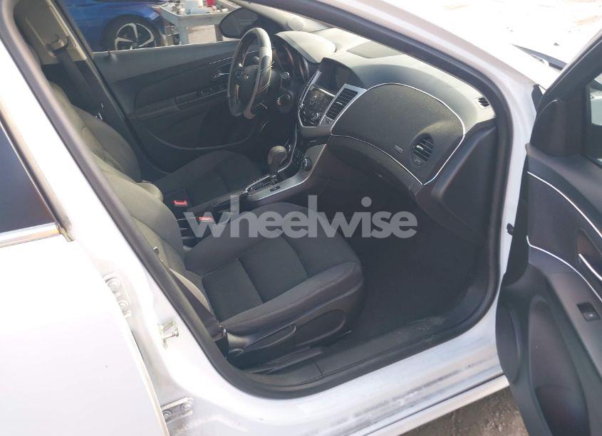 Photo 5 of 2016 Chevrolet Cruze LIMITED 1LT AUTO (VIN 1G1PE5SB4G7129672)