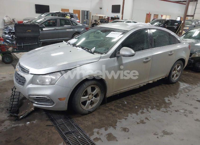 Photo 2 of 2016 Chevrolet Cruze LIMITED 1LT AUTO (VIN 1G1PE5SB4G7132717)