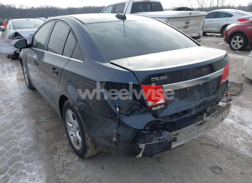 Photo 3 of 2016 Chevrolet Cruze LIMITED 1LT AUTO (VIN 1G1PE5SB4G7161005)