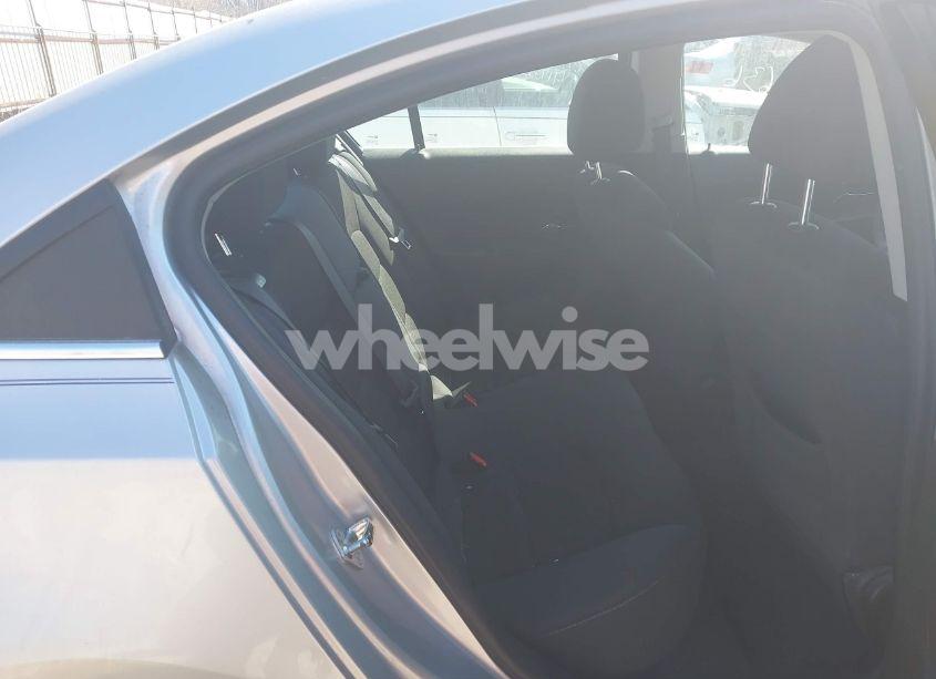Photo 8 of 2016 Chevrolet Cruze LIMITED 1LT AUTO (VIN 1G1PE5SB4G7171520)
