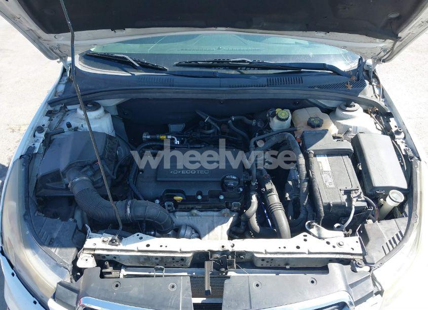 Photo 10 of 2016 Chevrolet Cruze LIMITED 1LT AUTO (VIN 1G1PE5SB4G7173686)