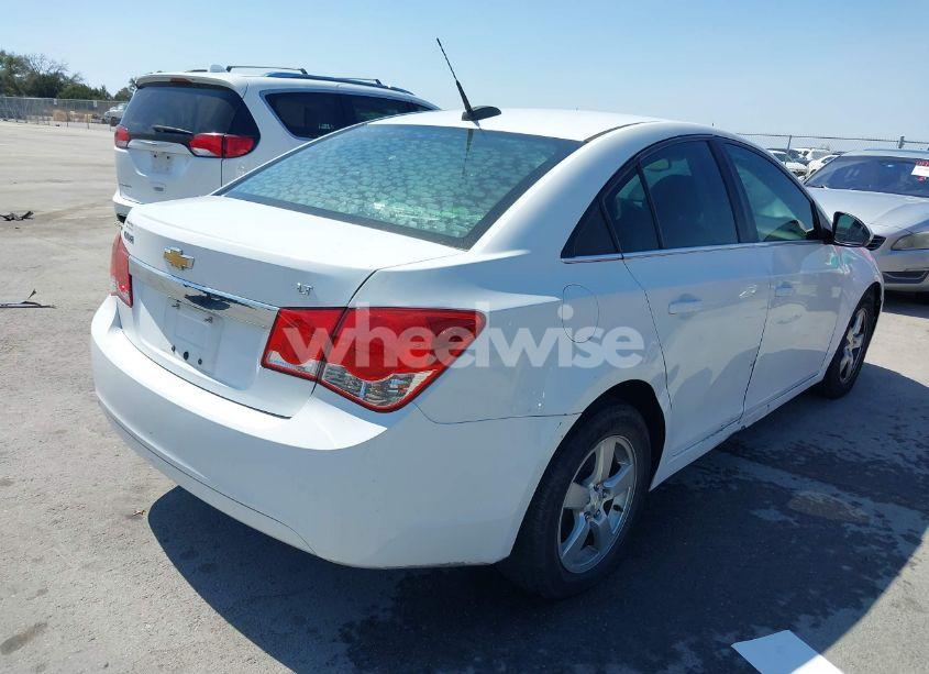 Photo 4 of 2016 Chevrolet Cruze LIMITED 1LT AUTO (VIN 1G1PE5SB4G7173686)