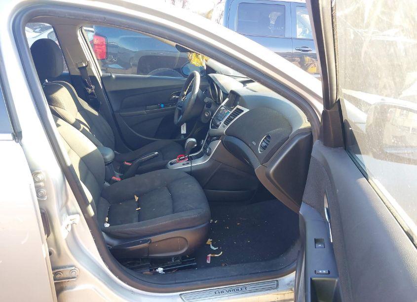 Photo 5 of 2016 Chevrolet Cruze LIMITED 1LT AUTO (VIN 1G1PE5SB4G7177978)