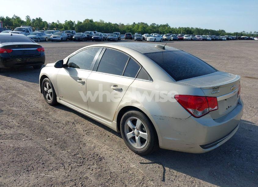 Photo 3 of 2016 Chevrolet Cruze LIMITED 1LT AUTO (VIN 1G1PE5SB4G7178564)