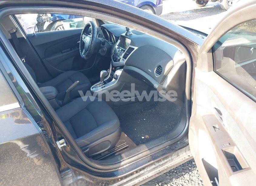 Photo 5 of 2016 Chevrolet Cruze LIMITED 1LT AUTO (VIN 1G1PE5SB4G7193601)